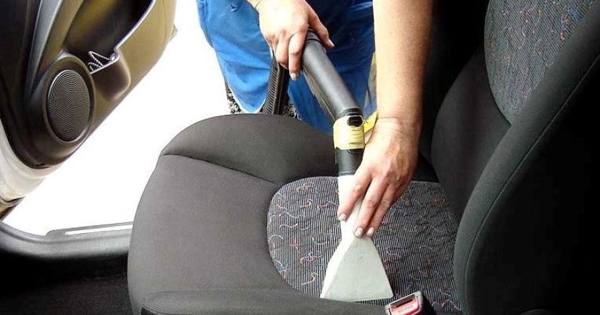 Как очистить ковролин в машине